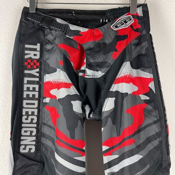 Troy Lee Designs Dirt Bike GP Pant Adult 30 Camo Black Red Motocross NWT - Picture 2 of 16